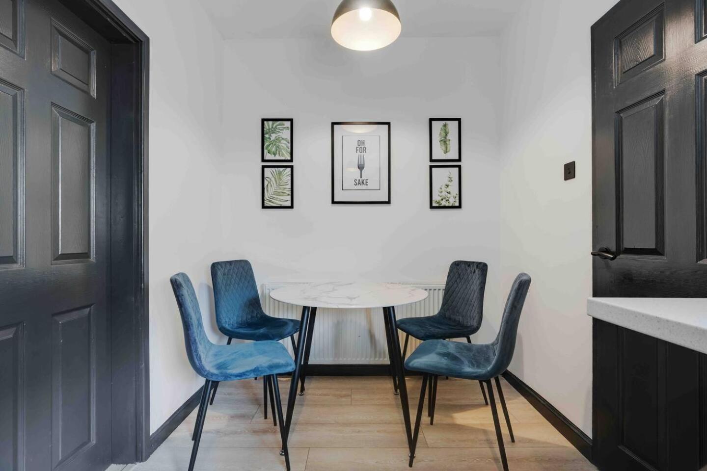 فيلا 3-Bed Scouse House Near Anfield & Goodison ليفربول المظهر الخارجي الصورة