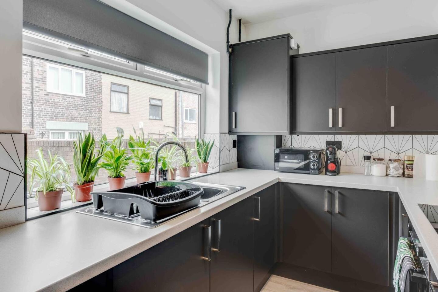 فيلا 3-Bed Scouse House Near Anfield & Goodison ليفربول المظهر الخارجي الصورة